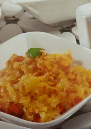 Zdjęcie przepisu Surówka z kapusty kiszonej (Książka Thermomix).