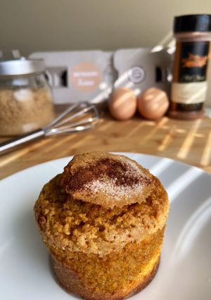 Una foto de Muffins de calabaza, avena y canela!