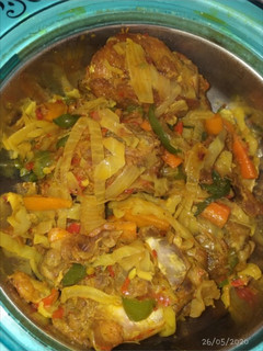 A picture of Cabbage chicken sauce.
