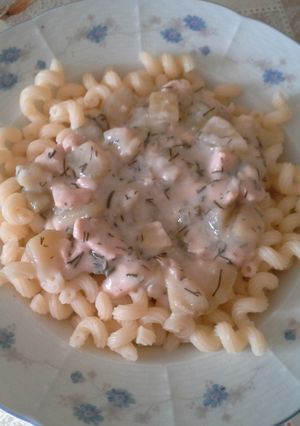 Kapros, tejszínes cukkinis csirkemell recept fotója