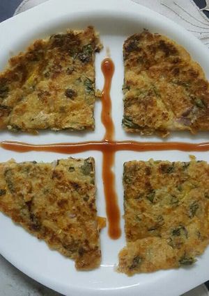 बेसन पालक पैनकेक (Besan Palak pancake recipe in hindi) रेसिपी मुख्य फोटो