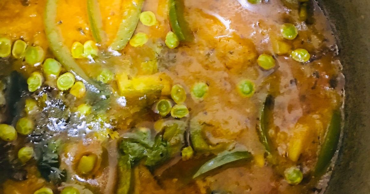 Mutter Recipe Aloo Mutter Capcisum Gravy Recipe by AFRA @ WASEEM - Cookpad