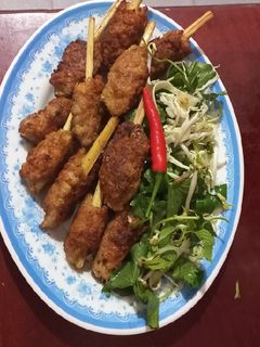 Hình của món Thịt heo bọc sả chiên dòn.