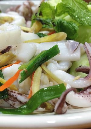 Hình của món Mực hấp.