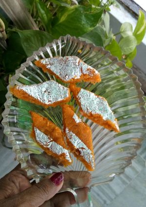 A picture of Mango Barfi.