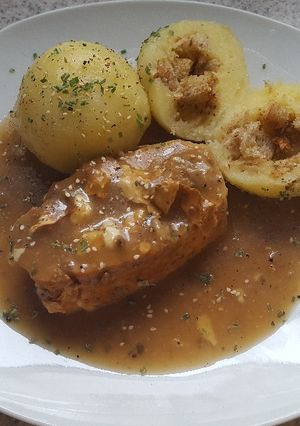 รูปของ เนื้อหมูอบชีส Cordon Bleu Braten