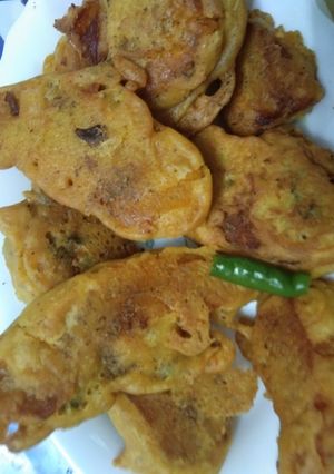 A picture of Yellow Pumpkin Fritters.