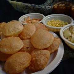 A picture of Spicy pani puri.
