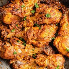 A picture of Moambe (Moambe Chicken).