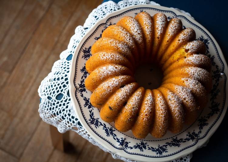Simple Way to Make Perfect Bundt cake di zucca frullata con gocce cioccolato