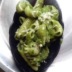A picture of Spinach pasta one pot meal.