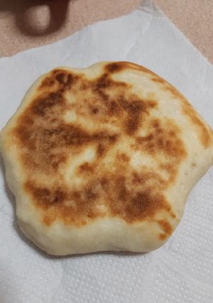 Una foto de Pancitos rellenos al sartén. Sin levadura y sin horno!