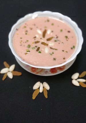 A picture of Gajar ki vrat kheer.