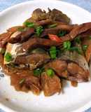 Cá nục hầm mực