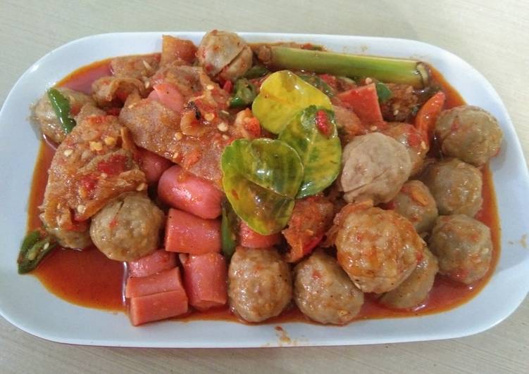 Cara Gampang Membuat Oseng Pedas Bakso Krecek yang Menggugah Selera