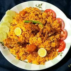 A picture of Bombay Chicken Biryani.