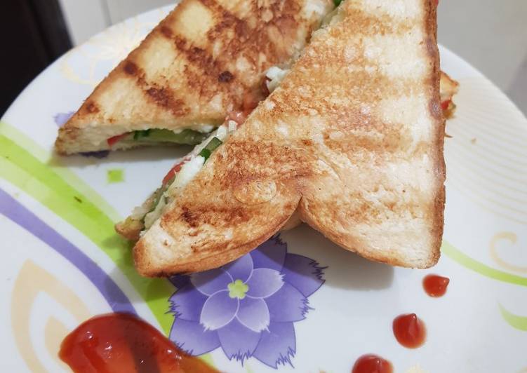 Easy Way to Make Ultimate Veg. Grill Sandwich