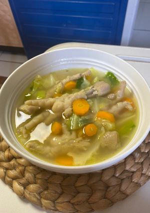 Foto resep Sup ceker rumahan yg simple