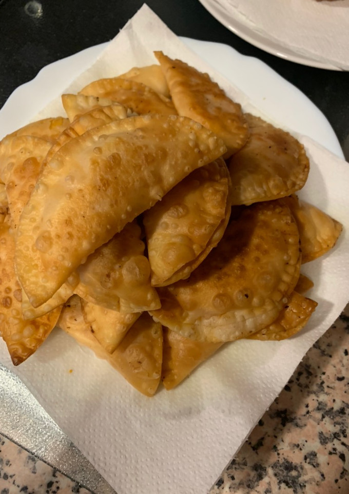 Una foto de Empanadillas caseras de huevo y atún