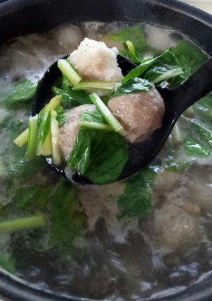 A picture of Meat Ball Soup (Bakso Sapi).