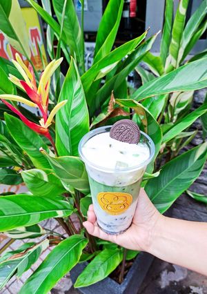 Hình của món Oreo Matcha Latte.