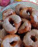 Rosquillas de manzana y canela