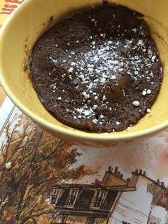 Una foto de Brownie a la taza en 3 minutos