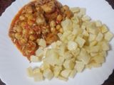 Garbanzada con contramuslo de pollo en adobo
