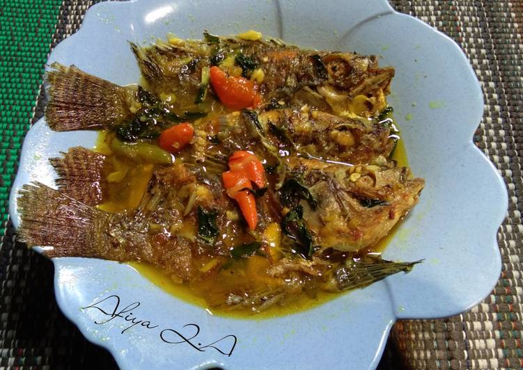 Cara buat Ikan Nila Bumbu Kuning Sederhana dan Mudah Dibuat