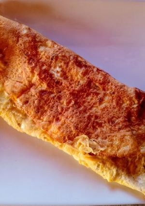 Una foto de Omelette petit -déjeuner