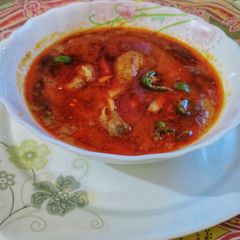 A picture of Chicken nihari.