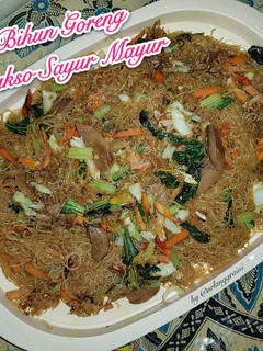 Foto resep Bihun Goreng Bakso Sayur Mayur
