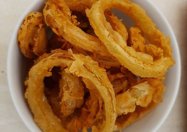 Langkah Mudah untuk Membuat Deep fried onion rings, Menggugah Selera