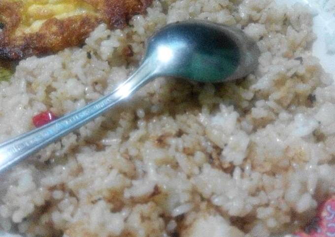 Wajib coba! Resep memasak Nasgor Saos Tiram Ala Kadarnya yang nikmat