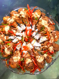 A picture of Lemon Garlic Chicken Drumsticks with Lemon Yogurt sauce😋.