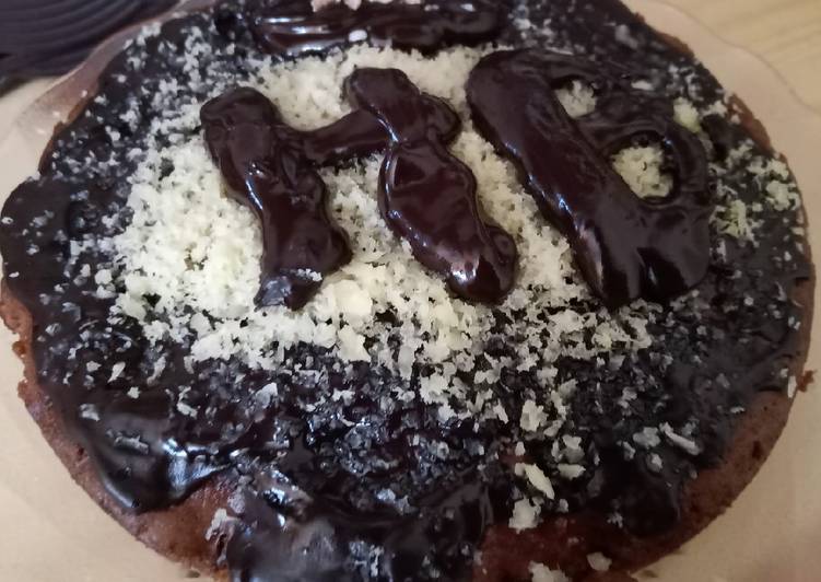 Langkah Mudah untuk Menyiapkan Brownies kukus chocolatos yang Bisa Manjain Lidah