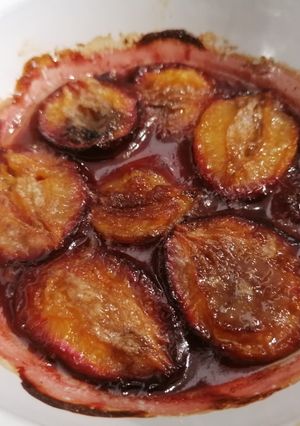 Une photo de Prunes rôties à la cassonade corsée