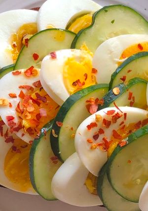 A picture of Fresh and Tangy Egg Toast.