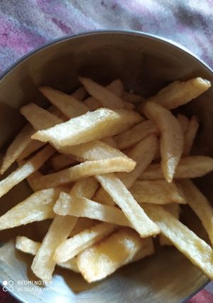 A picture of French fries.
