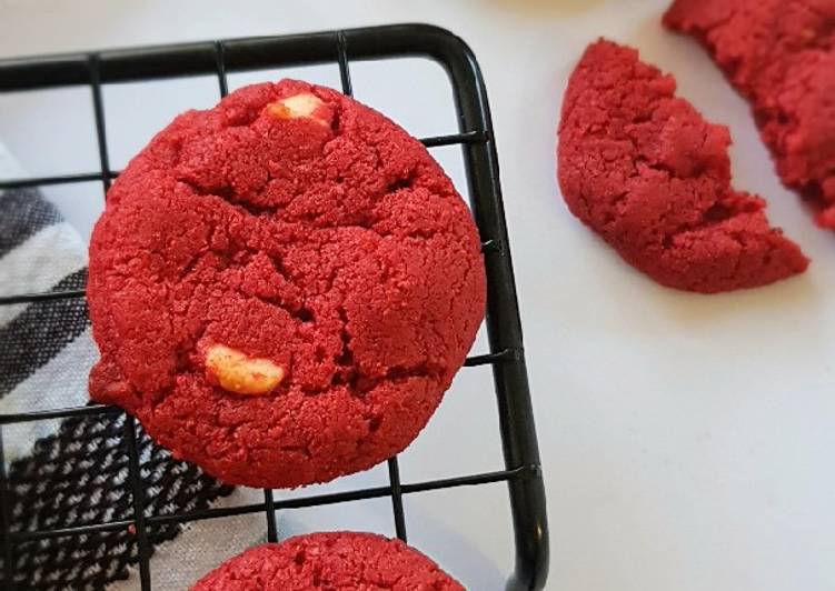 Steps to Make Super Quick Homemade Red Velvet Cookies