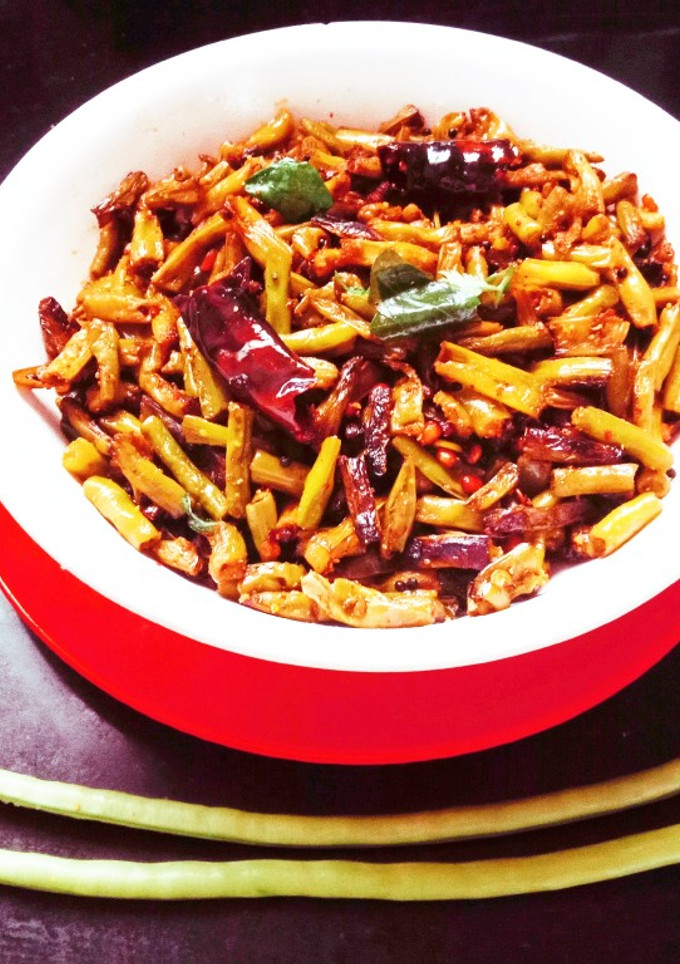 பச்சை காராமணி ரோஸ்ட். செய்முறை முக்கிய புகைப்படம்