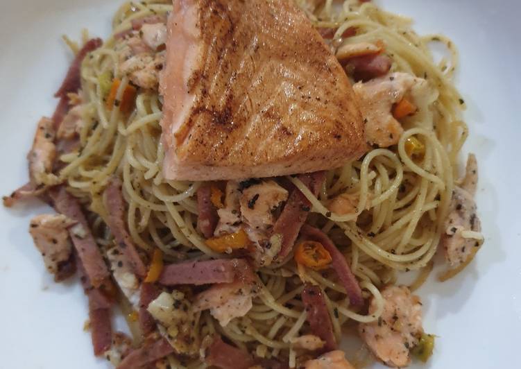 Aglio Olio Salmon with Bacon