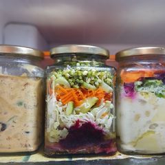 A picture of 3 Variety SALAD JARS.