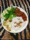 Bebek Goreng Lalapan