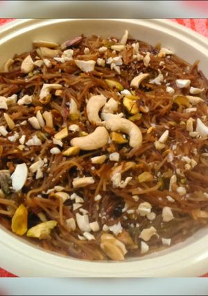 A picture of Mithi sewiyan (gurr wali).