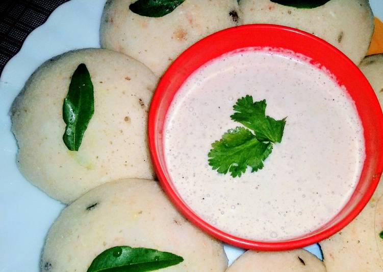 Vegetable rava idlli