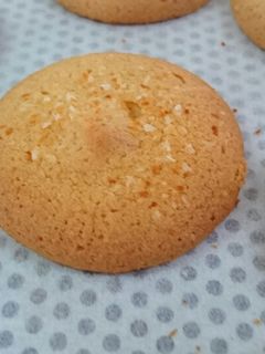 A picture of Honey coconut cookies.