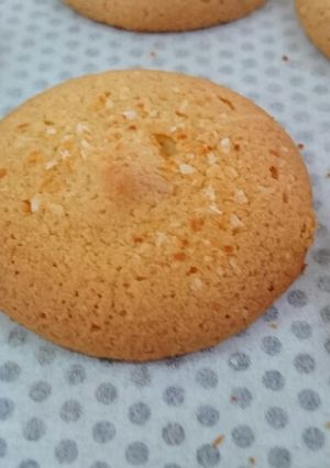 A picture of Honey coconut cookies.