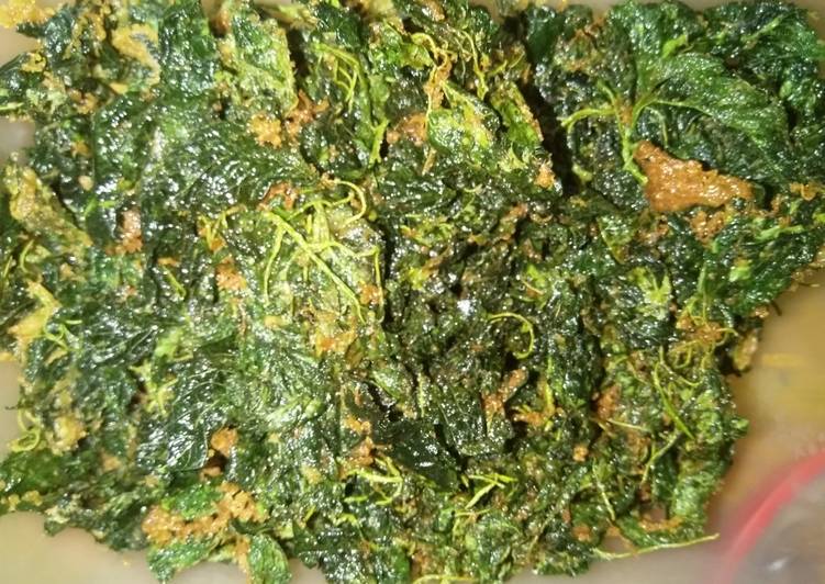 Rempeyek bayam ala bapa aki