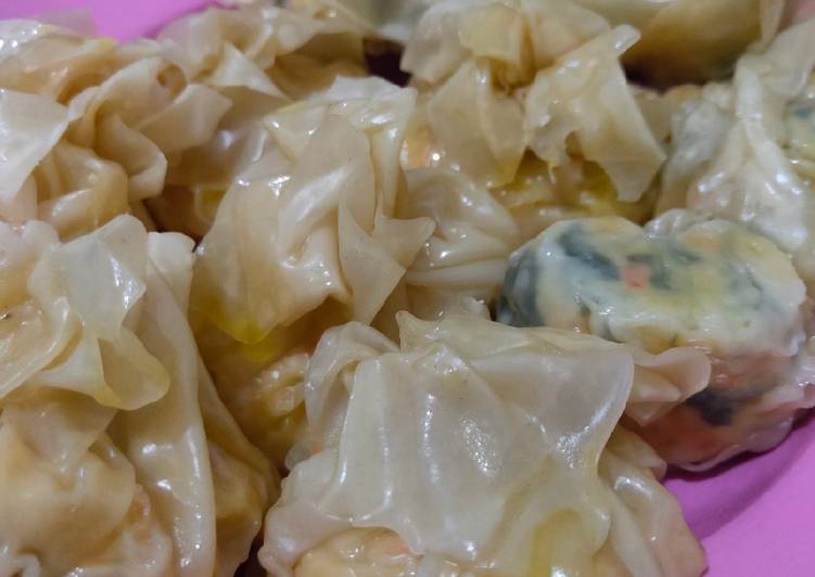 Langkah Mudah untuk Menyiapkan Siomay ayam daun singkong Anti Gagal